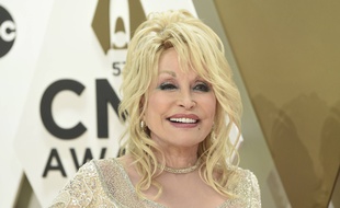 La chanteuse Dolly Parton à Nashville, le 13 novembre 2019.