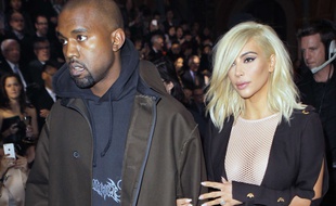 kim Kardashian et Kanye West arrivent ce jeudi au défilé Lanvin.