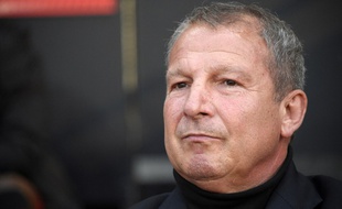 Rolland Courbis est annoncé comme potentiel successeur de Sylvain Ripoll à la tête du FC Lorient.