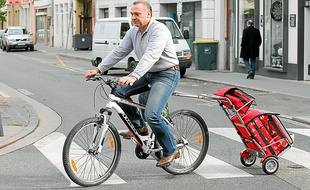 Deux chariots pour vélo sont disponibles dans le magasin lyonnais.