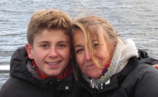 Lucas, disparu il y a trois ans et Nathalie, sa maman.