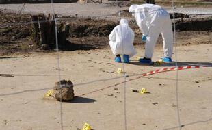 La police scientifique sur le site du drame, à Sivens, le 27 octobre 2014.