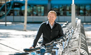 Clément Rossignol, vice-président de la Communauté urbaine de Bordeaux, en charge des déplacements doux