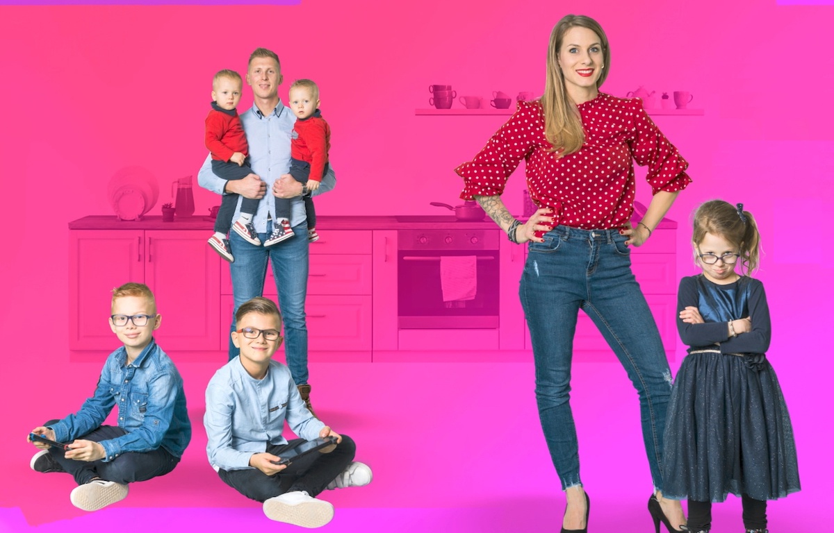 Avis Et Audiences Familles Nombreuses Familles nombreuses » : Pendant 3 mois, Camille et Nicolas ont géré 5  enfants et une équipe de TF1