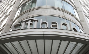 Quatre ans après la chute de Lehman Brothers, les banques américaines continuent de régler les comptes de la crise financière, à l'image de Citigroup qui a accepté mercredi de payer 590 millions de dollars pour solder des poursuites liées aux subprimes.