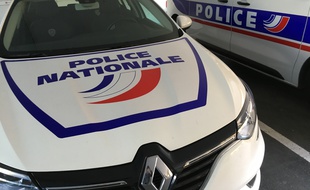 Des véhicules de police. (Illustration)