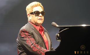Le chanteur Elton John