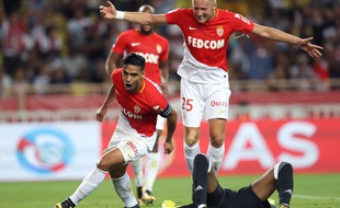 Glik et Falcao se font plaisir lors de Monaco-OM, le 27 août 2017 à Louis-II.