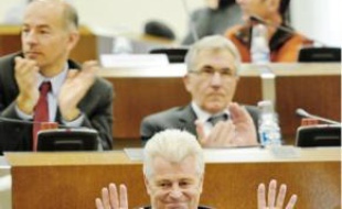 Le nouveau président, hier matin.