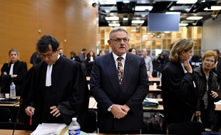 René Marratier, ancien maire de La Faute-sur-mer, avait été condamné à 4 ans de prison ferme le 12 décembre 2014 par le tribunal correctionnel des Sables d'Olonne.
