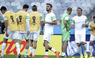 Le défenseur Liassine Cadamuro à l'entraînement avec l'équipe d'Algérie, le 16 juin 2014 à Belo Horizonte, lors de la Coupe du monde.