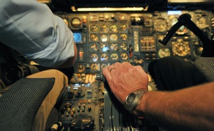 Le SNPL, premier syndicat de pilotes d'Air France, a rejeté le projet d'accord de la direction, proposant une augmentation de la productivité