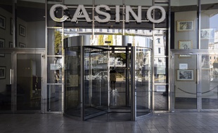 Le casino Barrière à Cannes, le 18 mars 2020.
