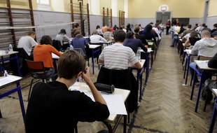 Epreuve du bac de philo au lycée Fustel de Coulanges de Strasbourg.