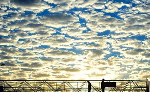 Nuages au dessus de Tianjin, en Chine, en septembre 2011.