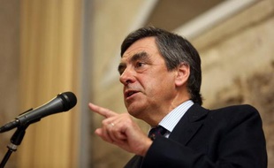 L'ancien Premier ministre François Fillon à Eysines près de Bordeaux, le 6 mars 2014
