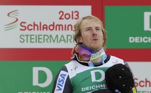 L'Américain Ted Ligety s'est inscrit dans le gotha de l'histoire du ski alpin, avec une 3e médaille d'or aux Championnats du monde 2013, la plus accomplie dans la défense de son titre de slalom géant, la discipline école, vendredi à Schladming.