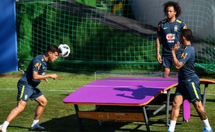 Coutinho, Marcelo et Gabriel Jesus se détendent à Sotchi.
