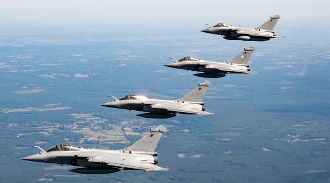 Des raids aériens dans le ciel du sud de la France pour un vaste exercice militaire