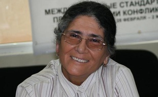 Une femme brigue pour la première fois la présidentielle au Tadjikistan, après qu'un parti islamique a désigné cette avocate et militante des droits de l'homme respectée comme sa candidate dans ce pays à majorité musulmane.