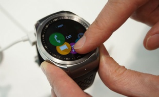 D'abord disponible en Corée, la LG Watch Urbane LTE sera une montre téléphone autonome.