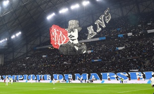 Un grand tifo en hommage à René Dufaure de Montmirail, le 10 novembre 2019 au Vélodrome.