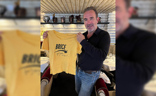 Pour le Téléthon 2021, Jean Dujardin met son célèbre t-shirt jaune de «Brice de Nice» aux enchères.