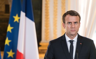 Non, Emmanuel Macron ne possède pas de villa à Marrakech via une société offshore.