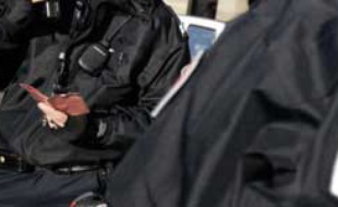 Des policiers en action