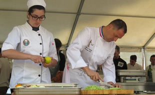 A Bordeaux, le 3 juin, des repas à base d'invendus ont été confectionnés par des chefs.