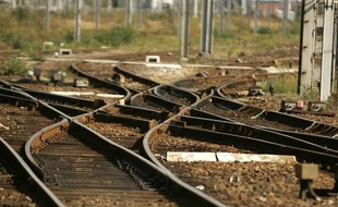 Image illustrant l'aiguillage des rails de la SNCF.