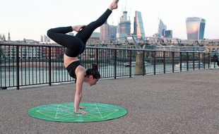 Une position de yoga marquante mais que l'immense majorité des pratiquants ne fera jamais.