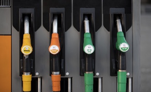 A la pompe, les prix du carburant n'ont presque fait qu'augmenter ces dernières semaines. Illustration