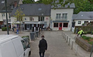Vue du bar Le Cessonnais, victime d'un incendie le 2 janvier 2017.
