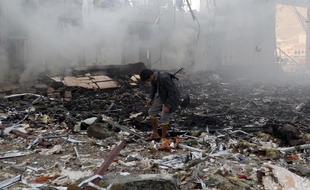 Plus de 140 personnes ont été tuées et des centaines blessées samedi, selon l’ONU, dans la capitale du Yémen, Sanaa