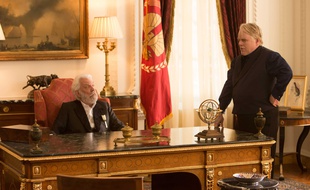 Philip Seymour Hoffman face à Donald Sutherland dans "Hunger Games, l'embrasement"