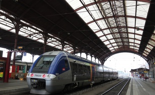Strasbourg le 13 09 2012. Illustration TER en gare de Strasbourg.
