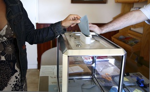Illustration, un bureau de vote.