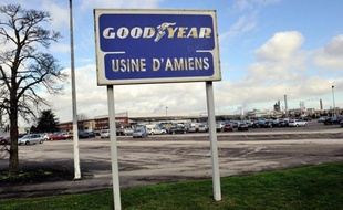 Des "soi-disant ouvriers" qui "ne travaillent que 3 heures": le patron de Titan International ne mâche pas ses mots sur les salariés de Goodyear à Amiens-nord qu'il a envisagé de reprendre, au grand dam des syndicats voyant là une "insulte", mais le gouvernement promet de répondre.