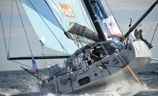 Thomas Ruyant a cédé pas mal de terrain à Bestaven mais le Dunkerquois a au moins pu reprendre la course.