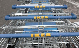 Le distributeur suédois de meubles et d'articles de décoration Ikea a enregistré un bénéfice record, de près de 3 milliards d'euros, en hausse de 10,3%, en 2010/2011, grâce à une forte hausse de ses ventes dans la plupart de ses marchés, a-t-il annoncé vendredi dans un communiqué.