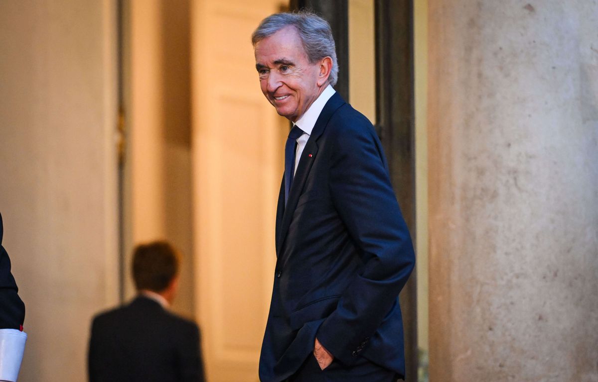 Un « militant d'extrême gauche »... Bernard Arnault s'en prend à Gabriel Zucman qui propose de taxer les ultrariches