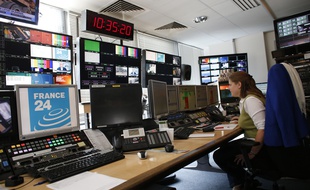 Dans la régie de France 24 en septembre 2014.