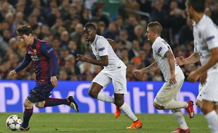 Messi face à Matuidi et Verratti lors de Barcelone-PSG, en quarts de finale retour de Ligue des champions, le 21 avril 2015.