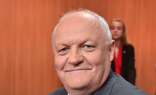 Francois Asselineau