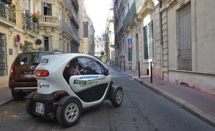Le service d'autopartage Totem.mobi débarque à Montpellier avec ses Twizy