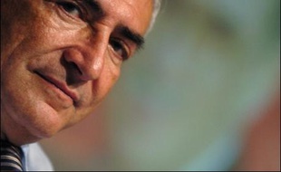 Le Français Dominique Strauss-Kahn, candidat de l'Union européenne à la direction générale du Fonds monétaire international, est pour l'instant le seul à avoir postulé à la succession de Rodrigo Rato, a indiqué jeudi l'institution multilatérale.