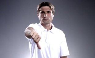 Capture d'écran d'une campagne contre la violence en Espagne à laquelle a participé David Ferrer.