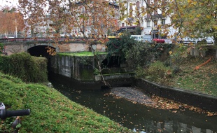 Le Canal du Midi à Toulouse, le 02 décembre 2019, au début de sa vidange.