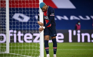 Kylian Mbappé est le deuxième joueur le mieux payé de Ligue 1 derrière Neymar.